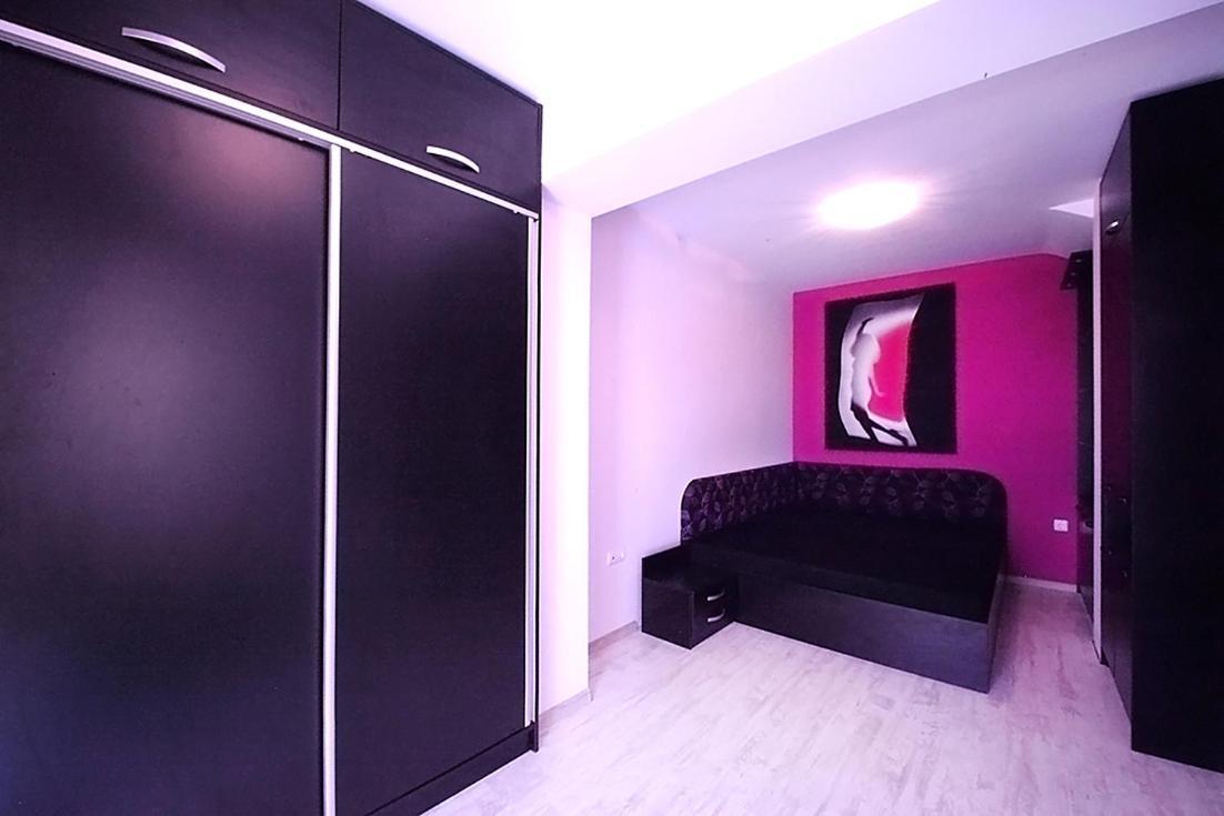 Private Apartment With Parking And Pool Balchik Exterior foto
